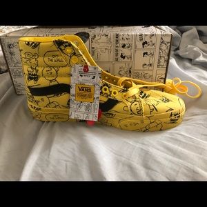 Vans X Peanuts